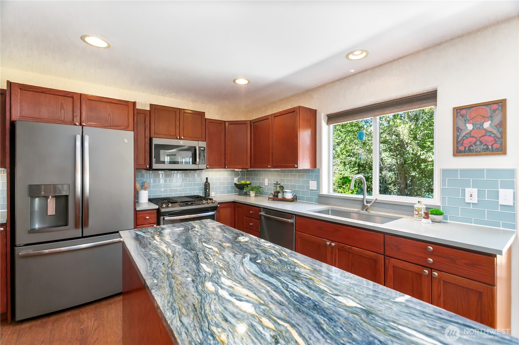 16104 Bay Ridge Drive Property Photo 13
