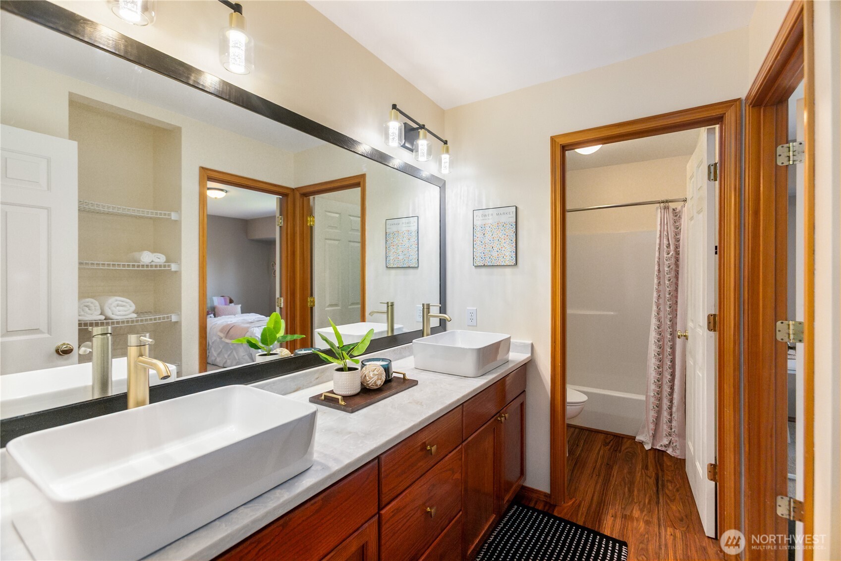 16104 Bay Ridge Drive Property Photo 30