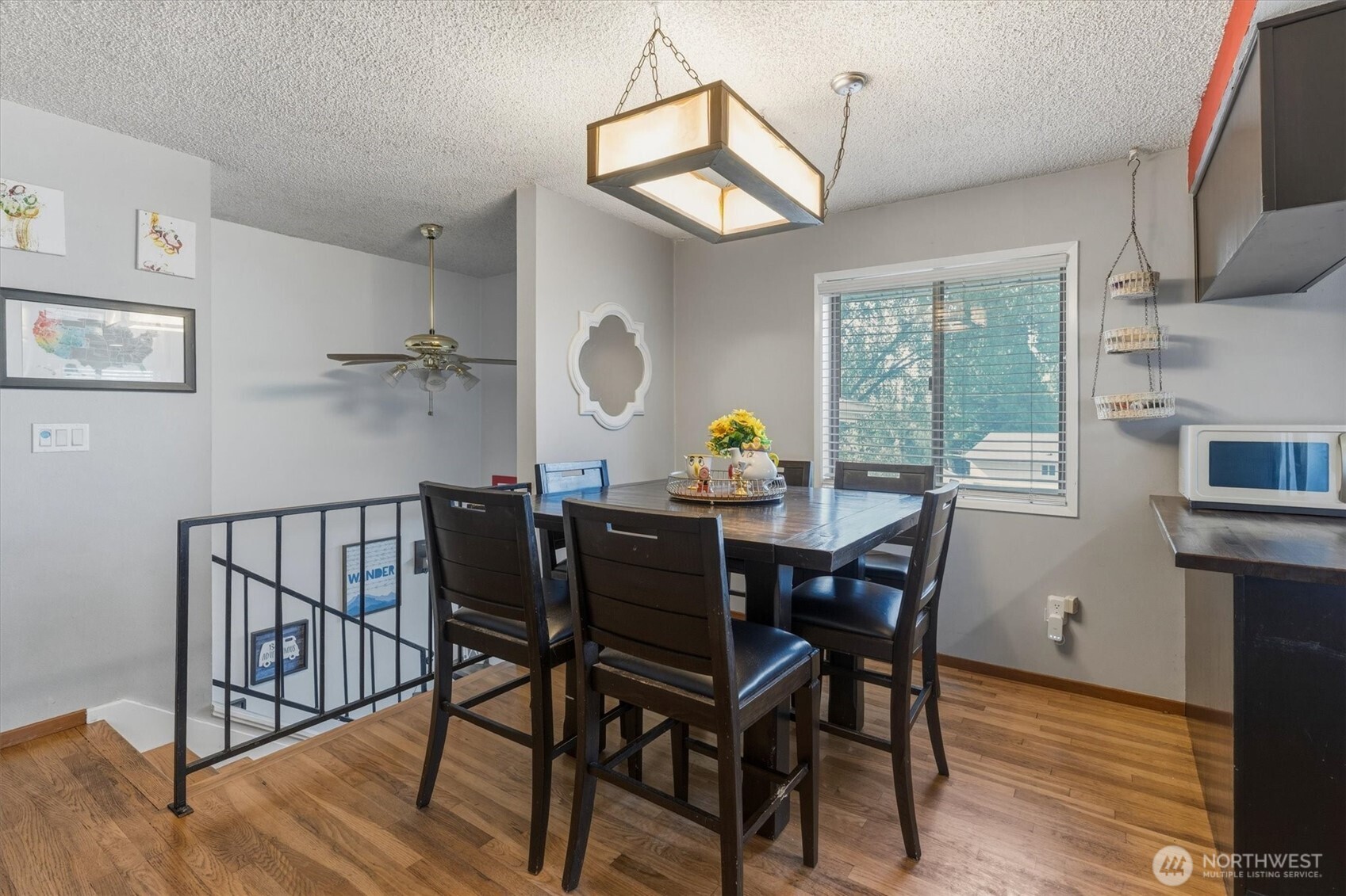 2326 Cedar Place Property Photo 6