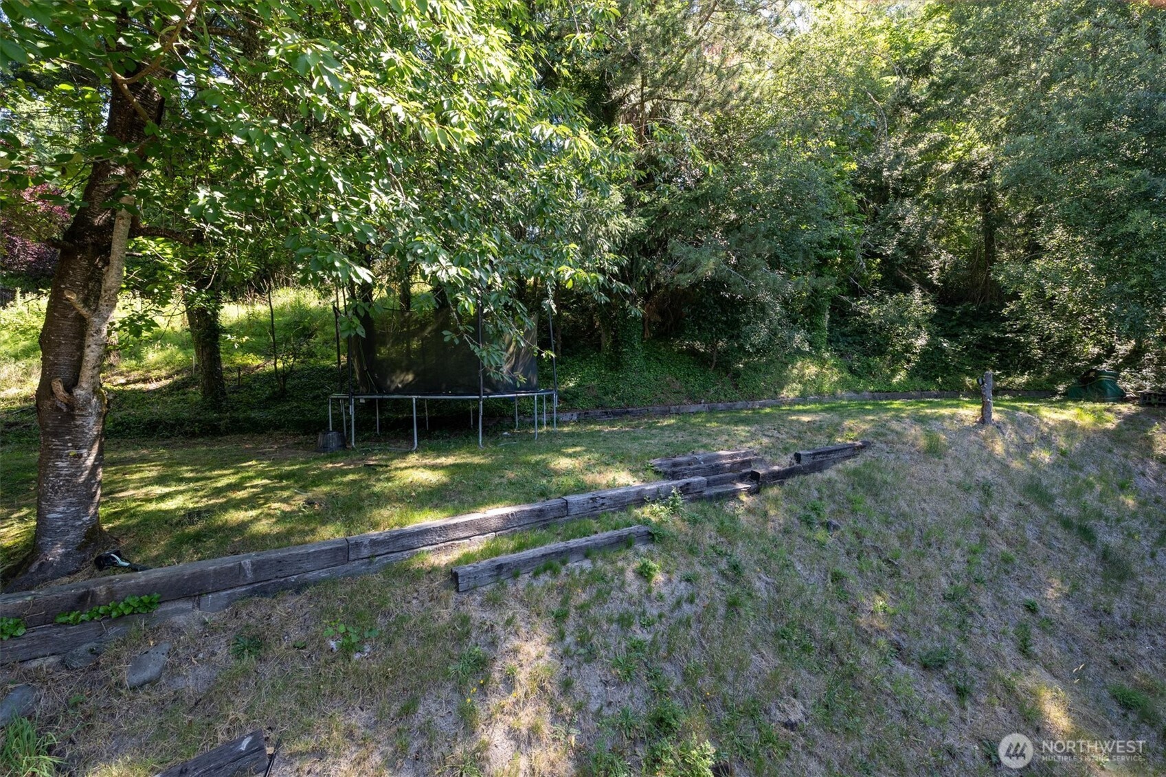 2326 Cedar Place Property Photo 28