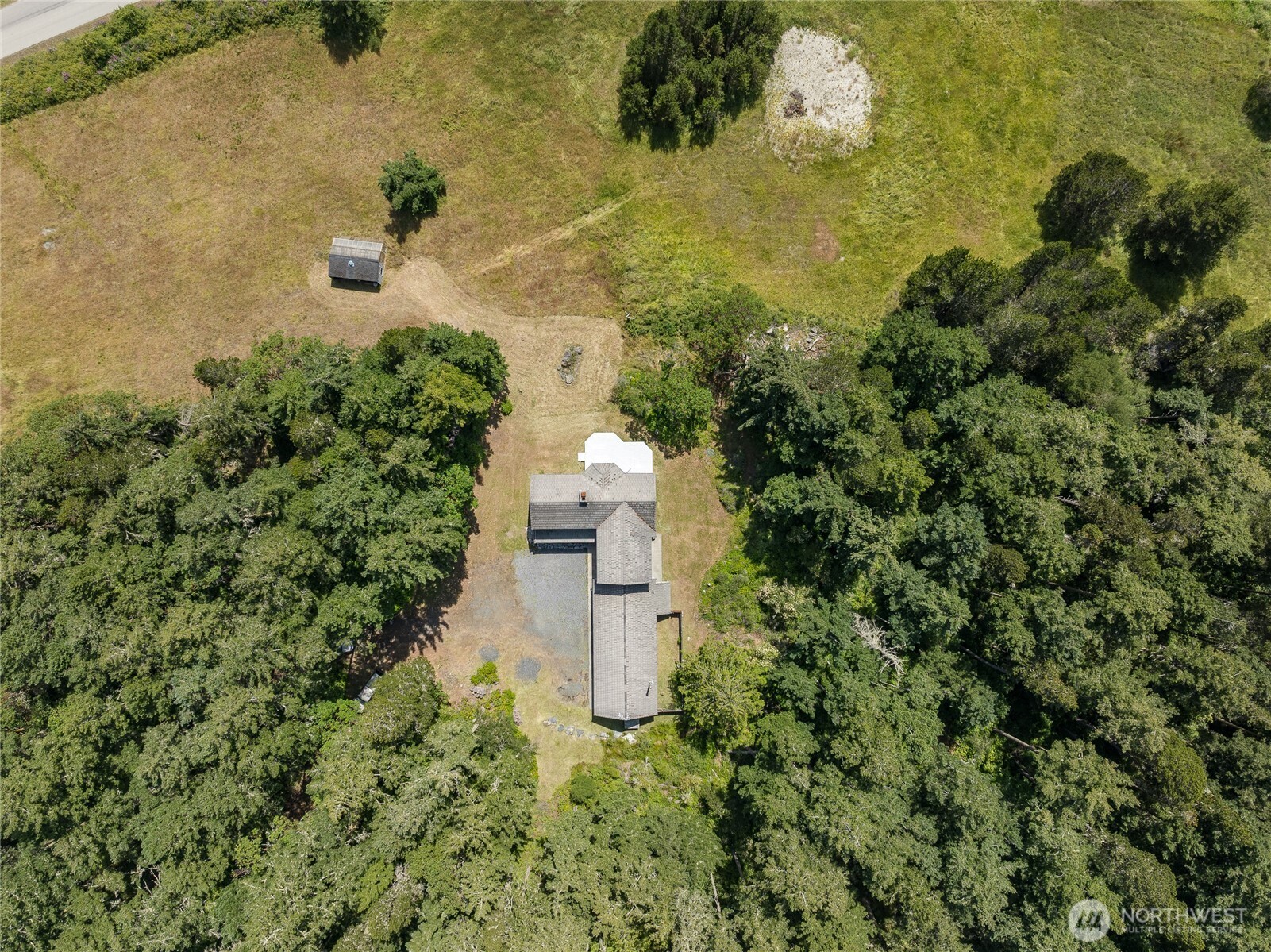 83 Islandale Property Photo 5
