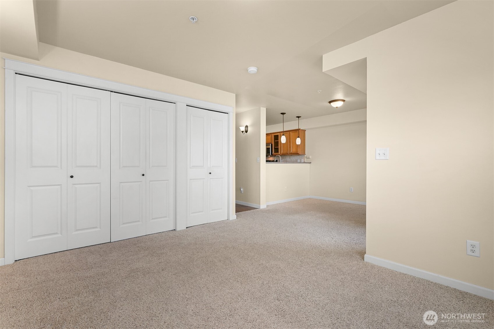 680 32nd Street #c402 Property Photo 21