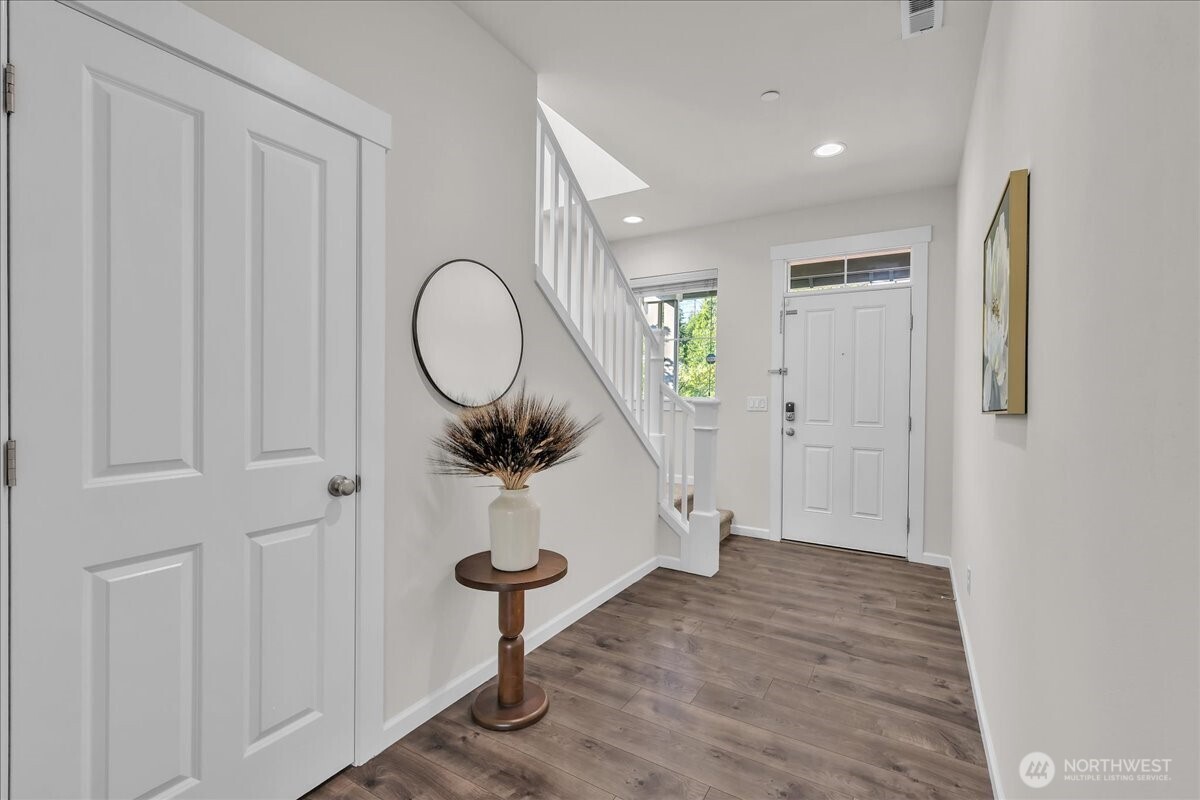 1326 192nd Place Se Property Photo 3
