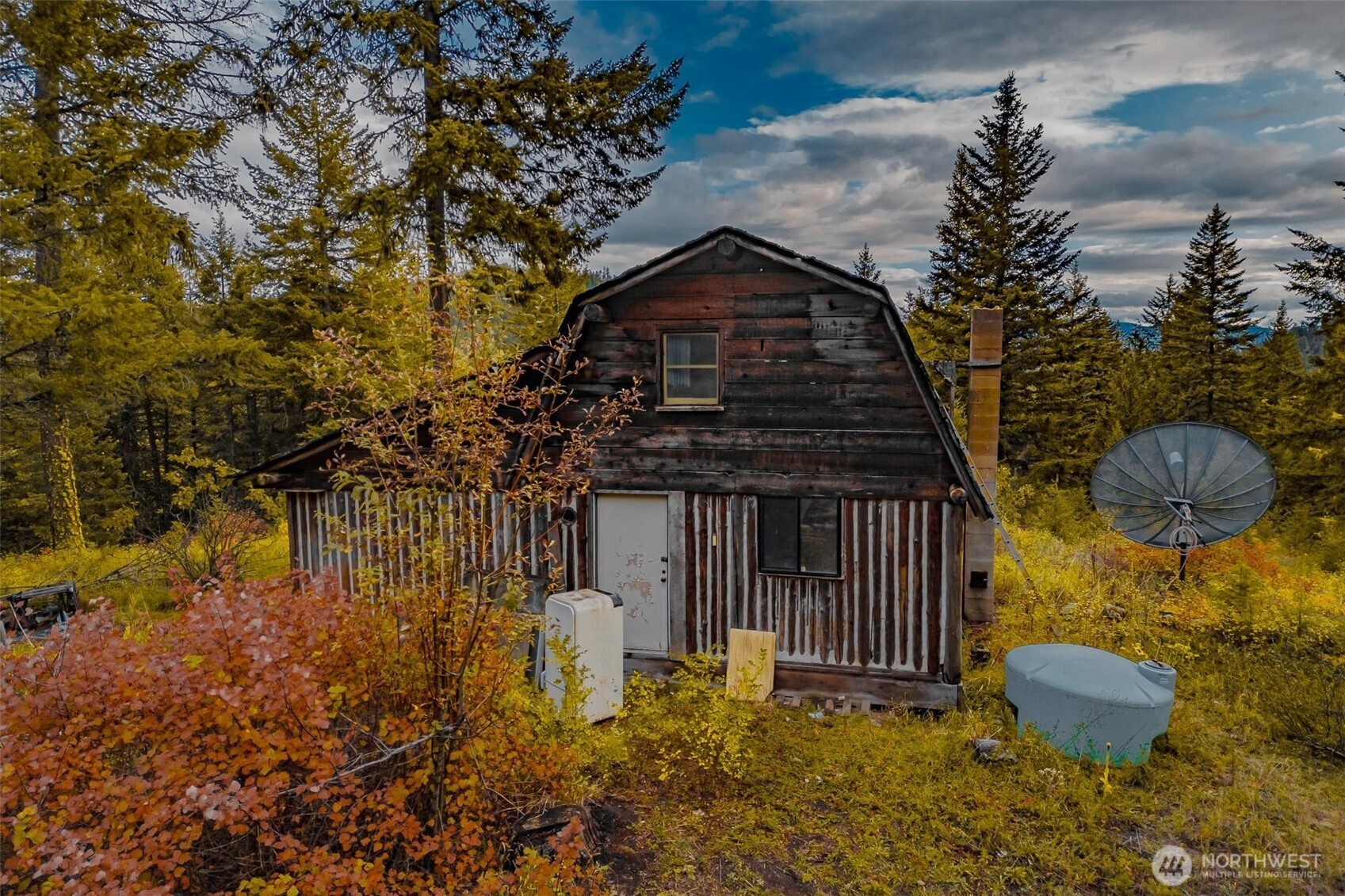 2518 A Bodie Mountain Road Property Photo 9