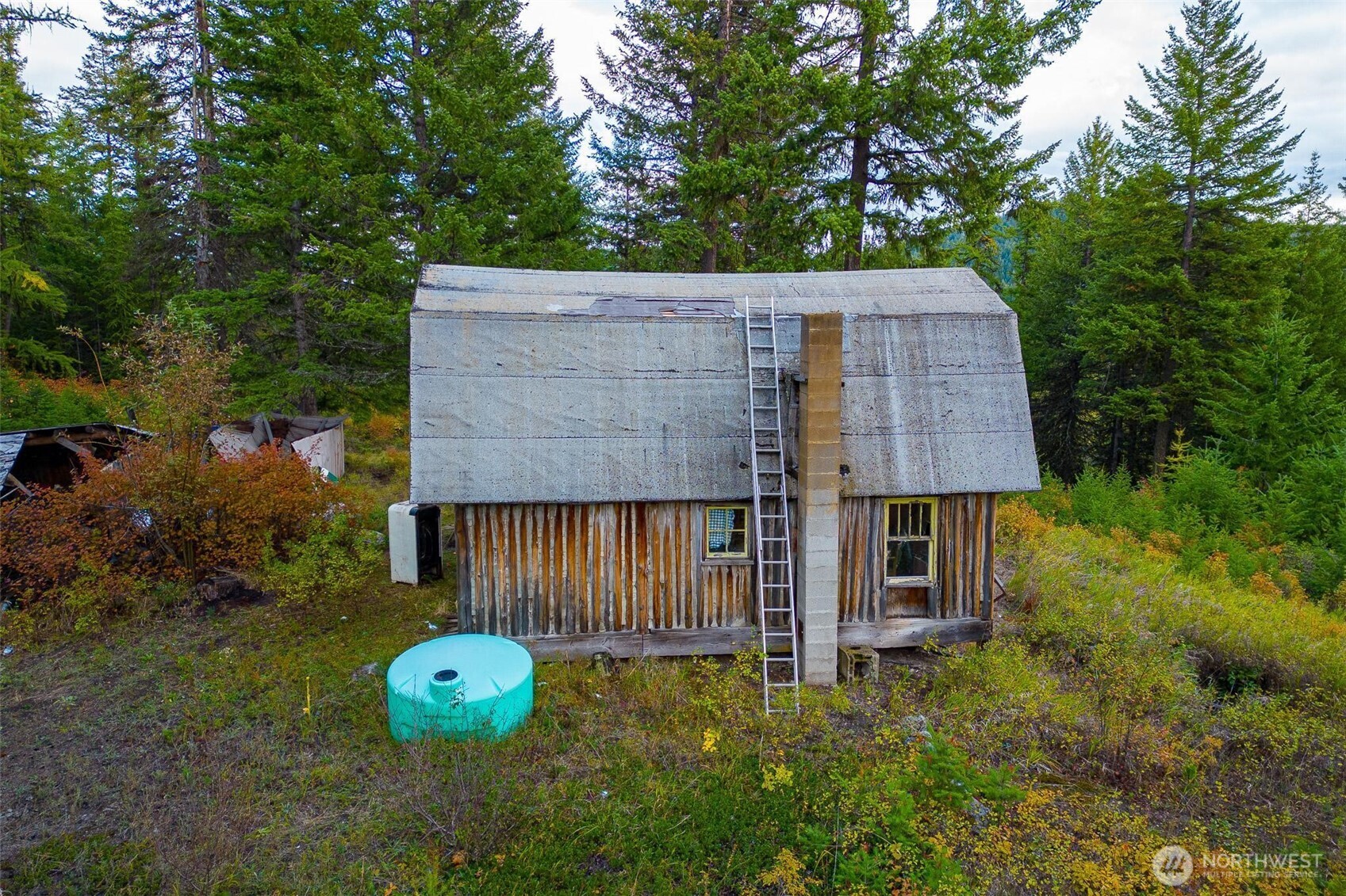 2518 A Bodie Mountain Road Property Photo 11