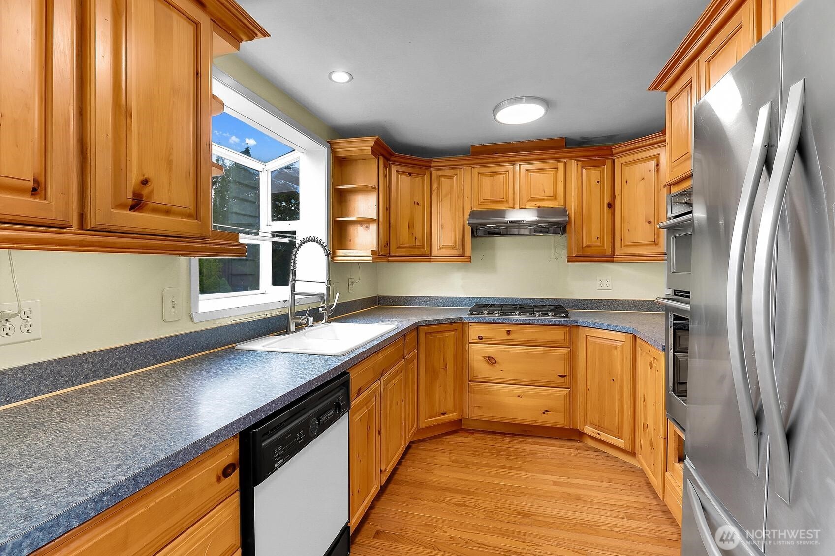 3244 224th Place Property Photo 6