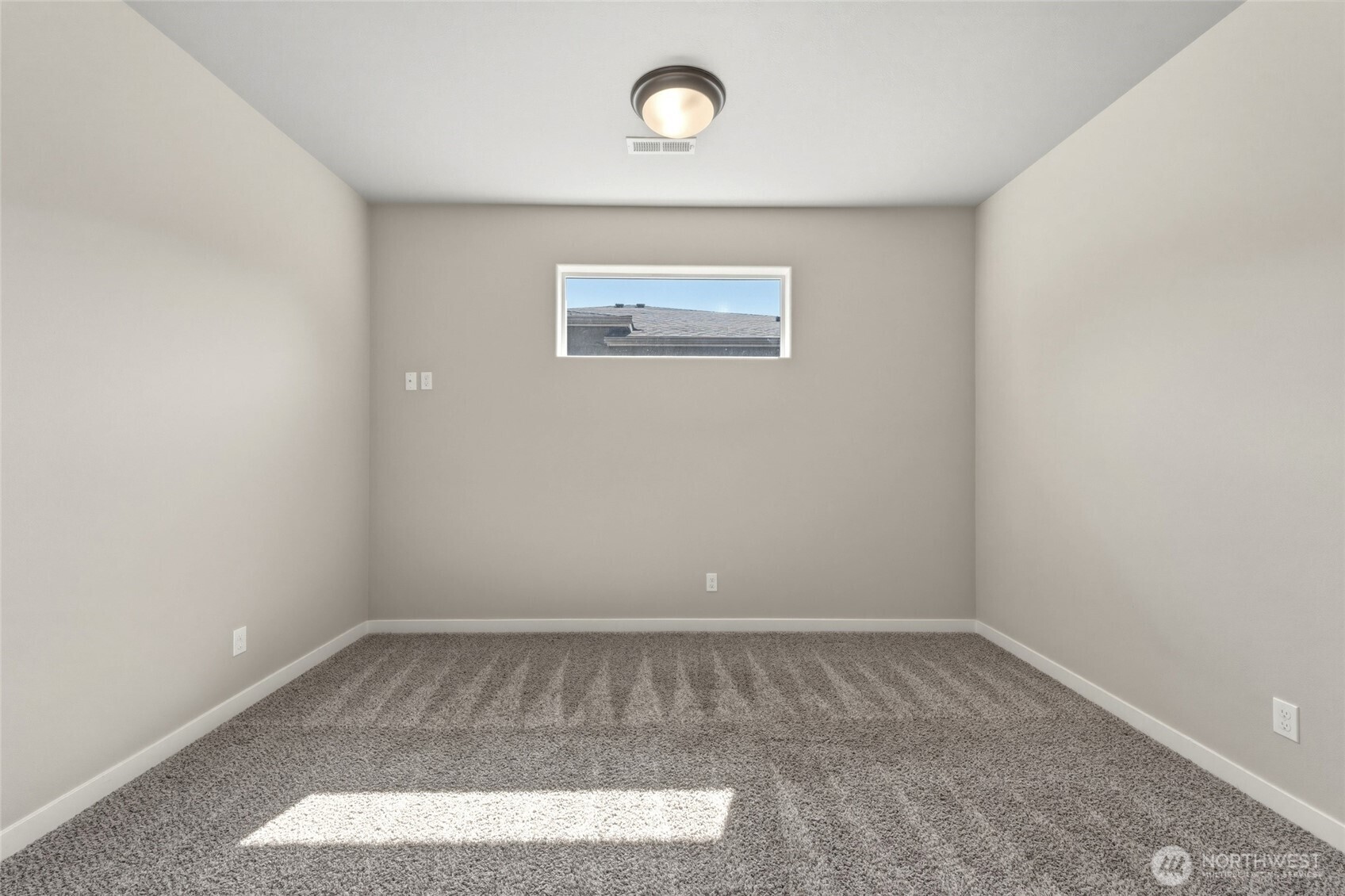 886 Boulder Street Property Photo 16
