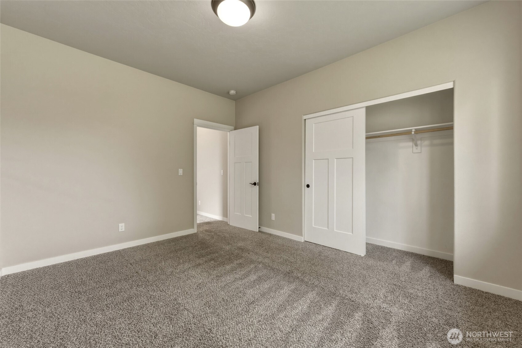 886 Boulder Street Property Photo 23