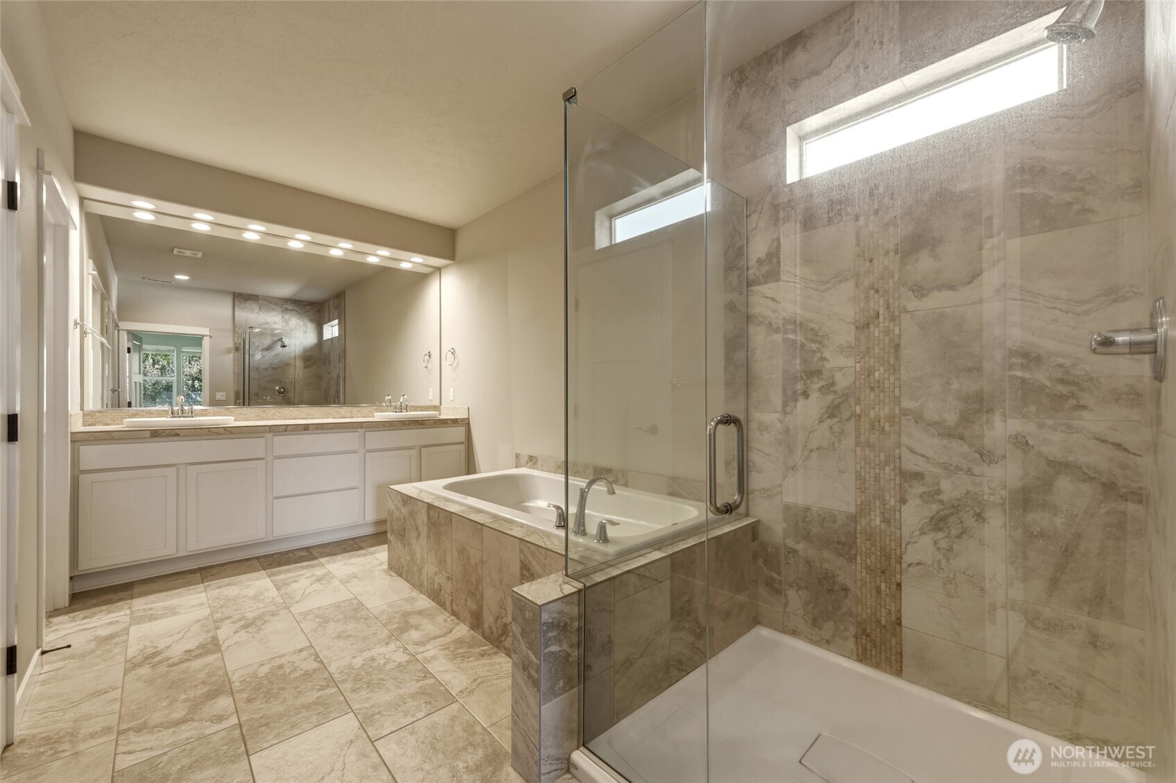 886 Boulder Street Property Photo 26