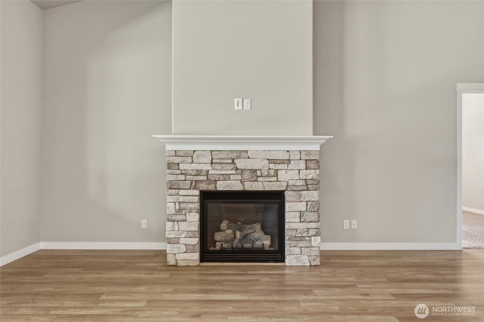 886 Boulder Street Property Photo 30