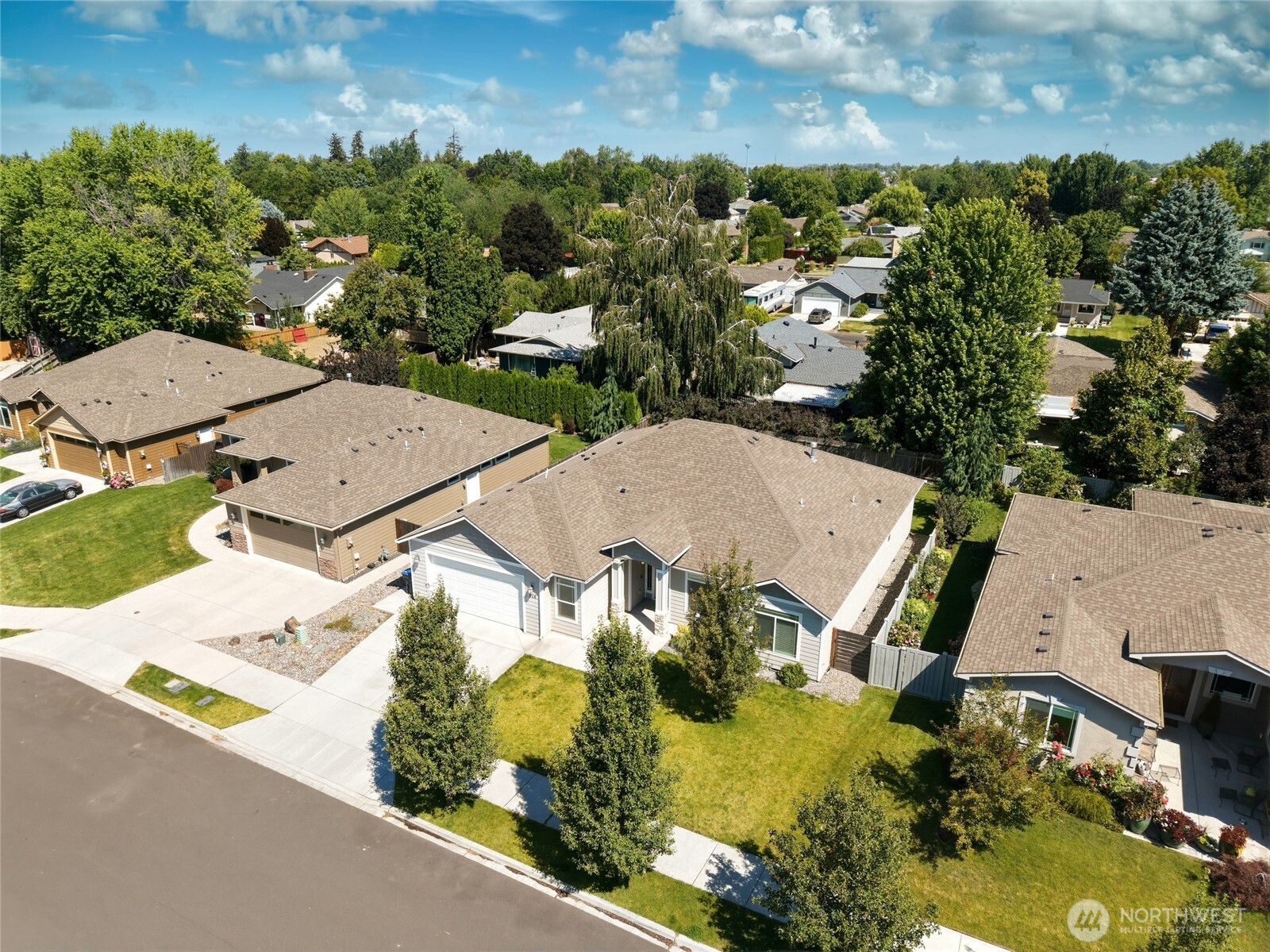 886 Boulder Street Property Photo 39