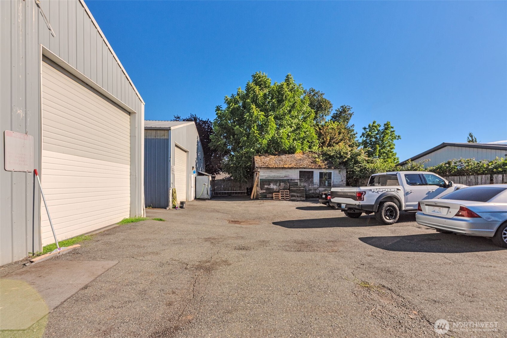 707 Beach Avenue Property Photo 15