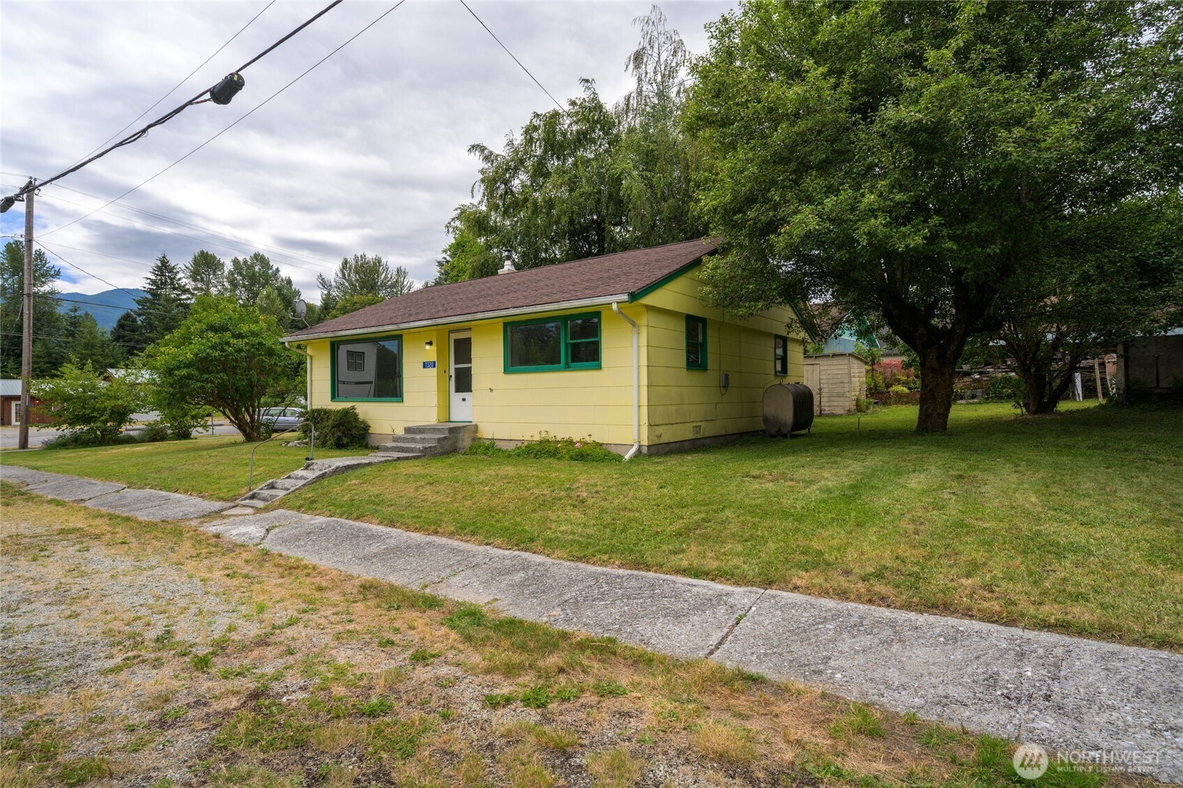 7320 E Avenue Property Photo 2