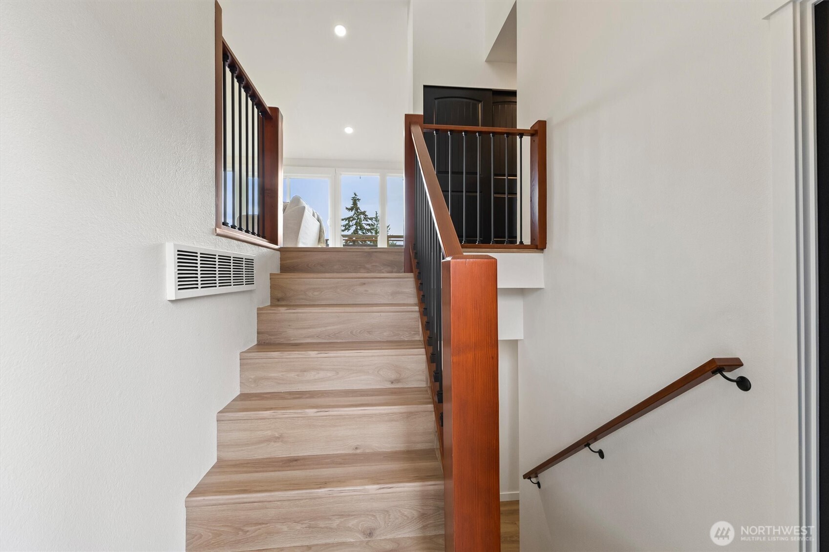 503 Mulberry Road Property Photo 3
