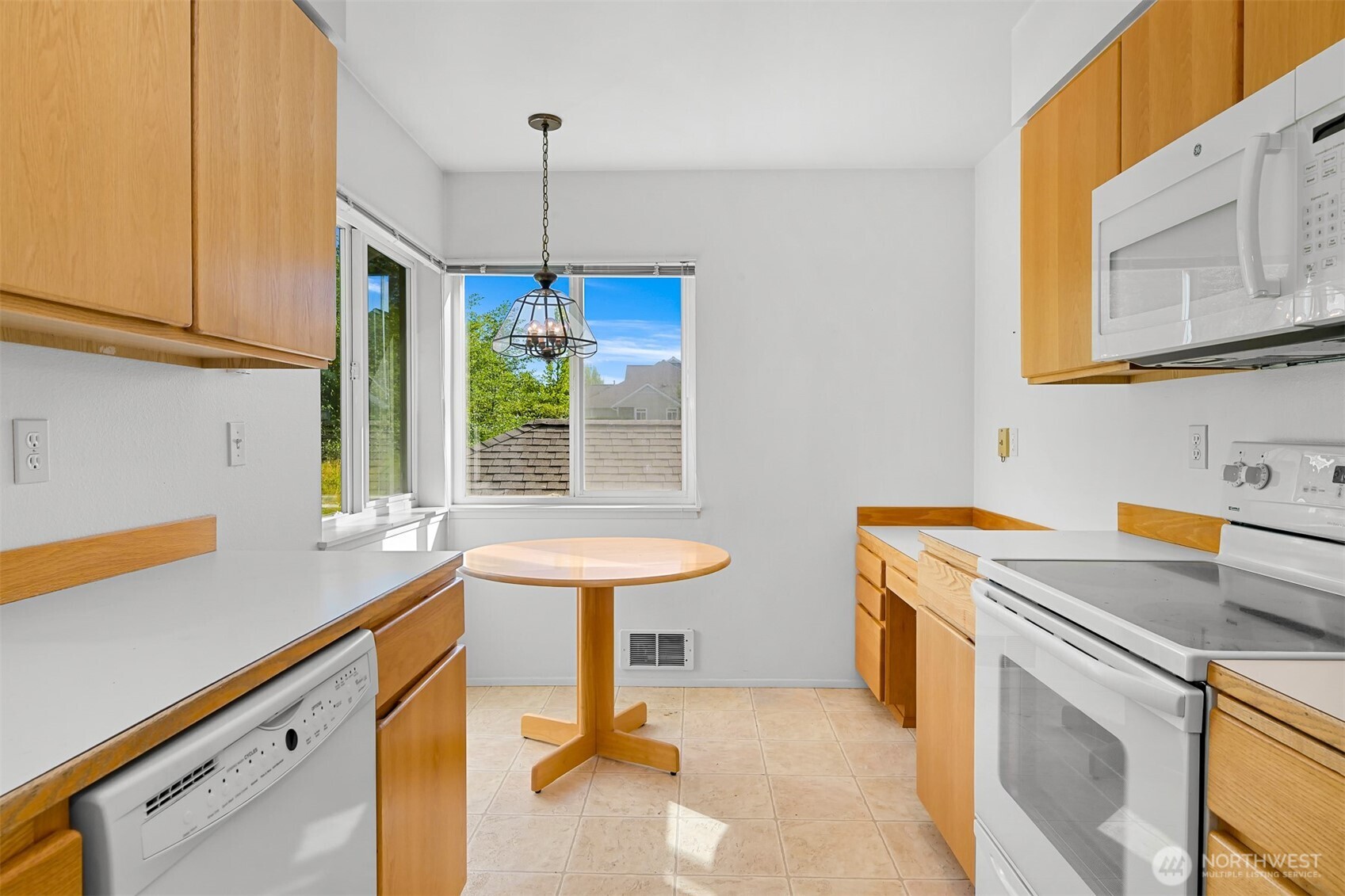 5064 Festival Boulevard 2d Property Photo 10