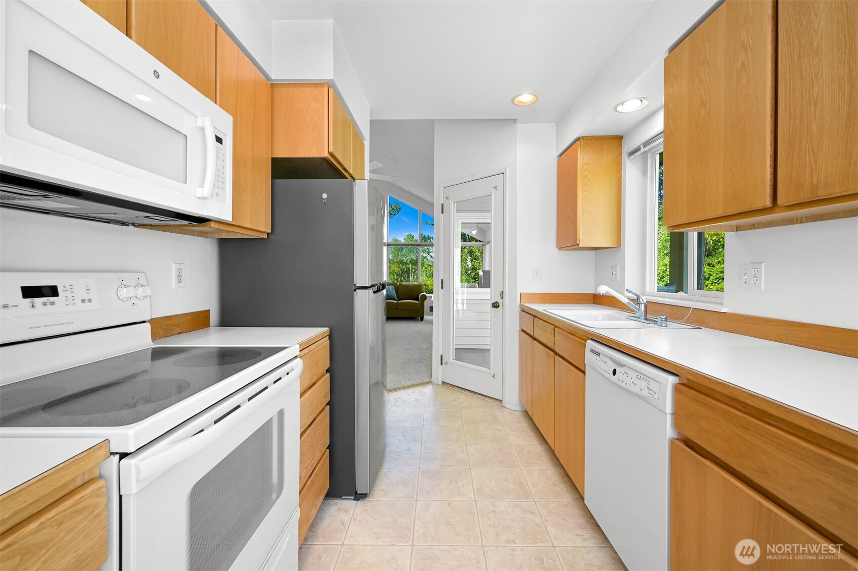 5064 Festival Boulevard 2d Property Photo 12