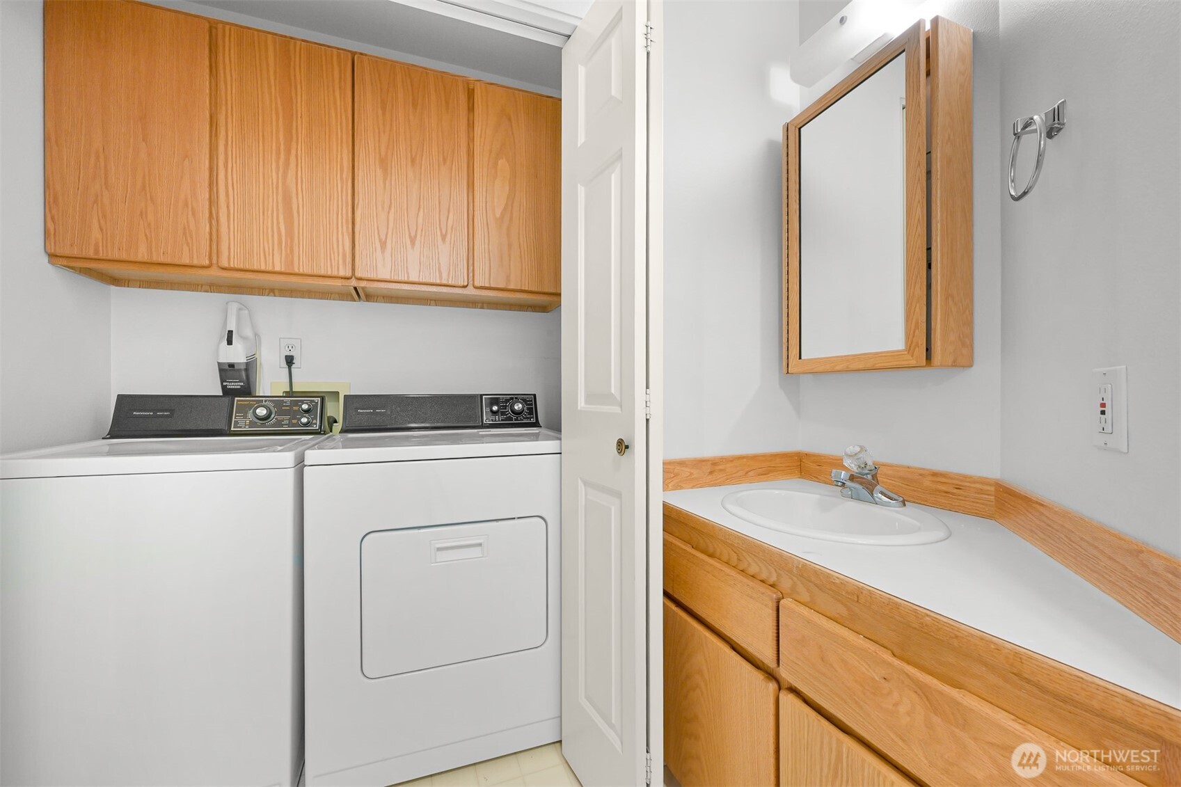 5064 Festival Boulevard 2d Property Photo 15