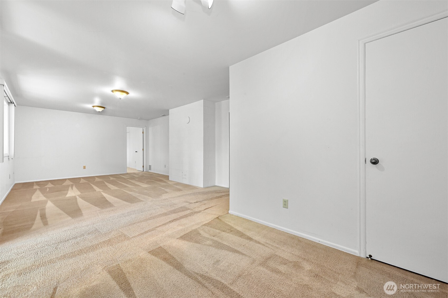 2815 Niagara Street Property Photo 32