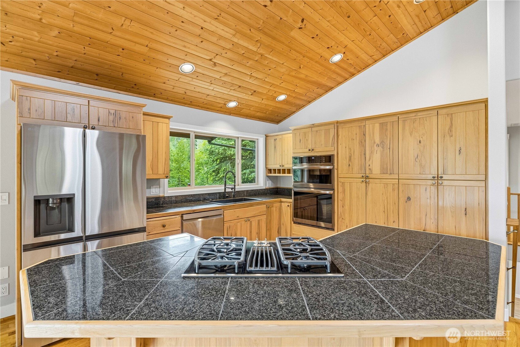 3145 Lakeshore Road Property Photo 26