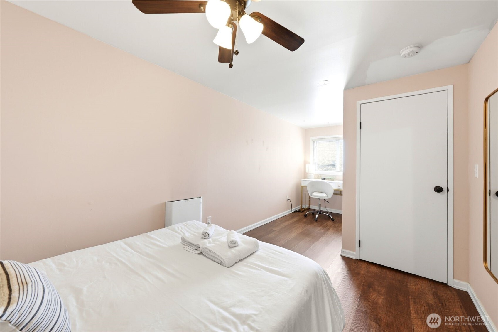 9725 Phinney Avenue Property Photo 25