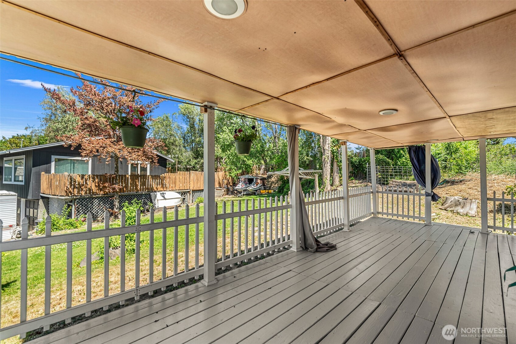 593 Rolfs Place Property Photo 24
