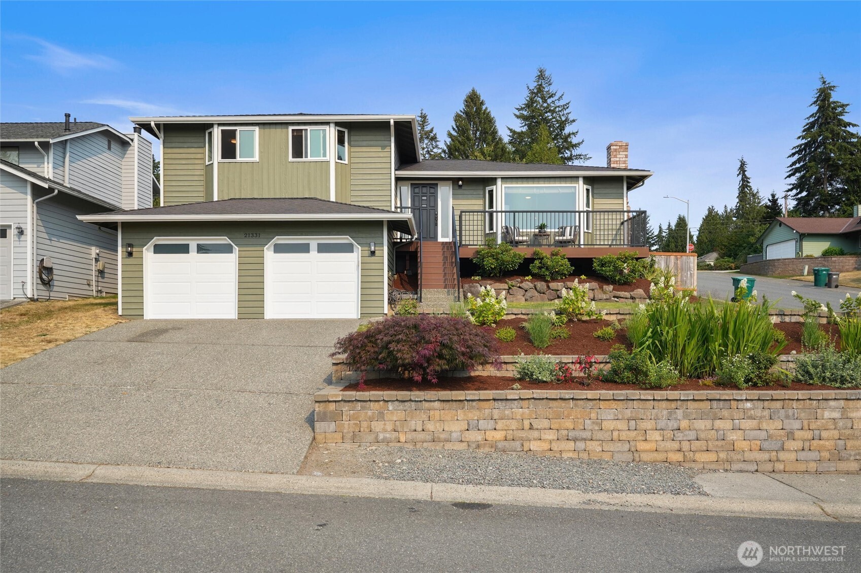21331 9th Place Property Photo 1