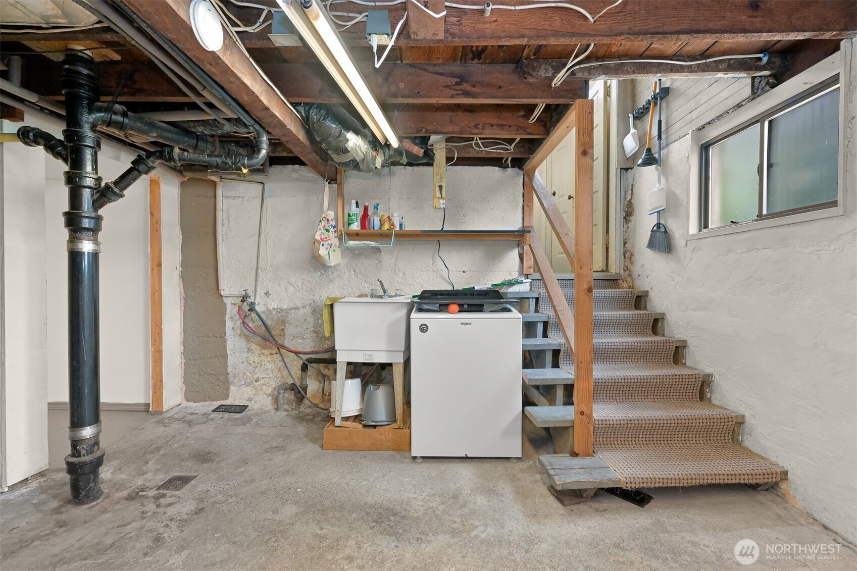 2615 Northwest Avenue Property Photo 24