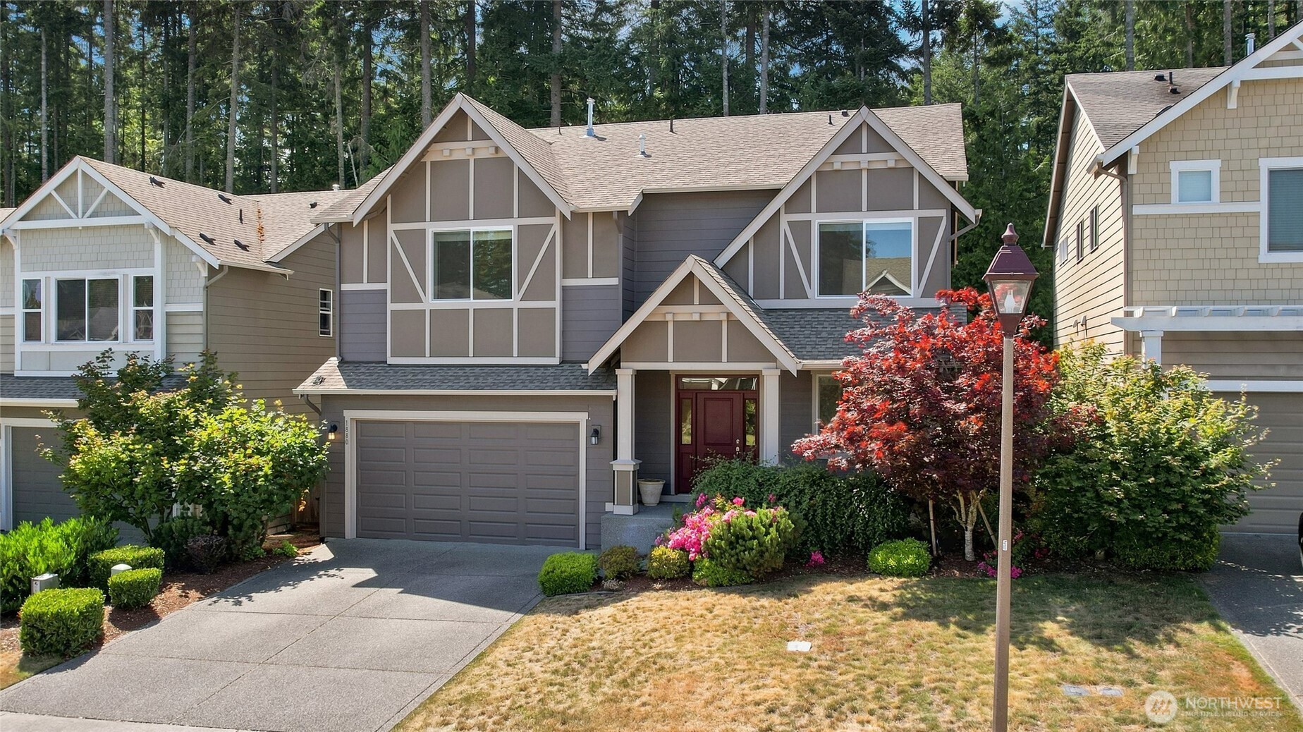 1880 Claret Loop Property Photo 1