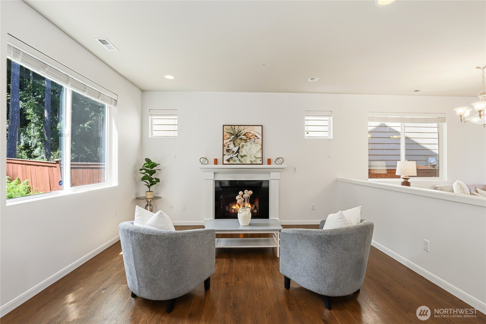 1880 Claret Loop Property Photo 7