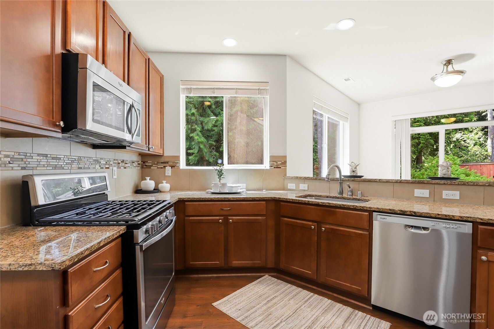 1880 Claret Loop Property Photo 10