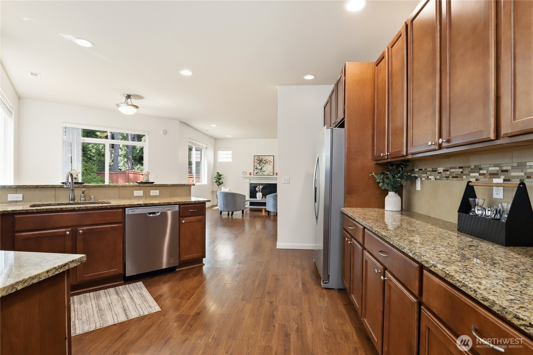 1880 Claret Loop Property Photo 11