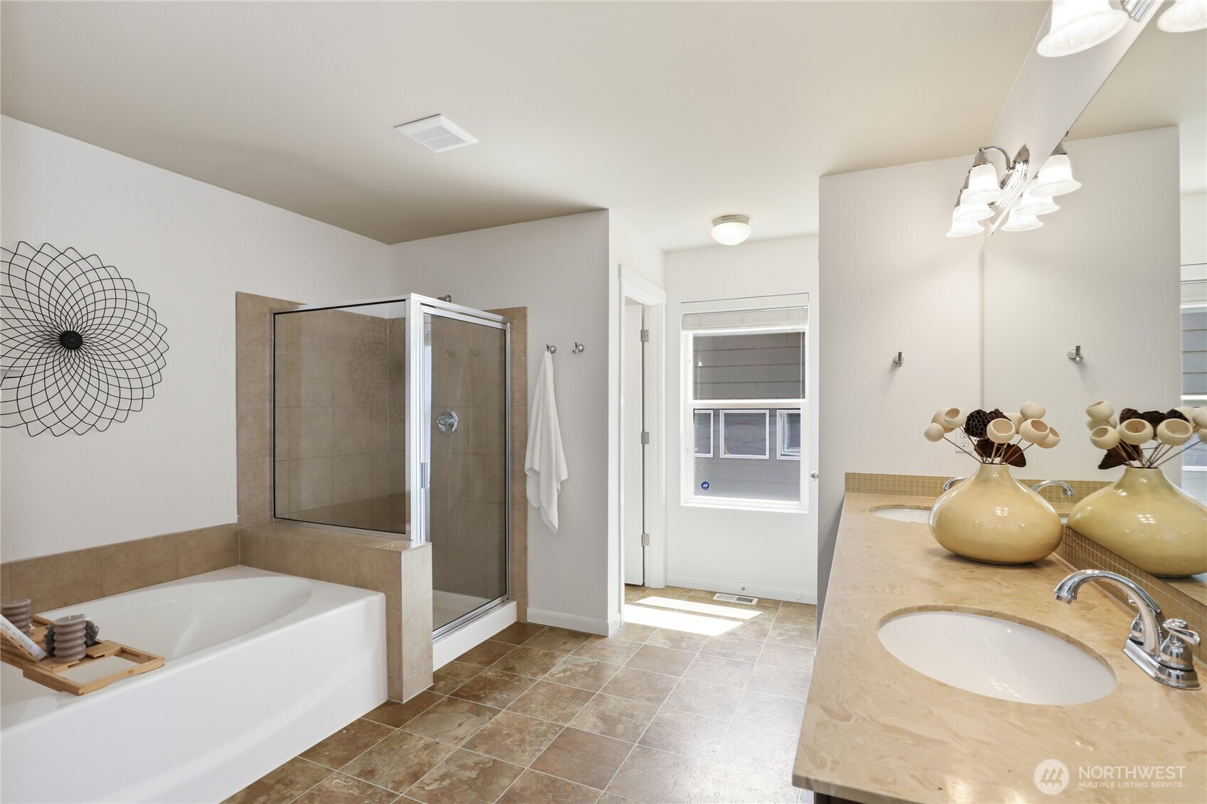 1880 Claret Loop Property Photo 26
