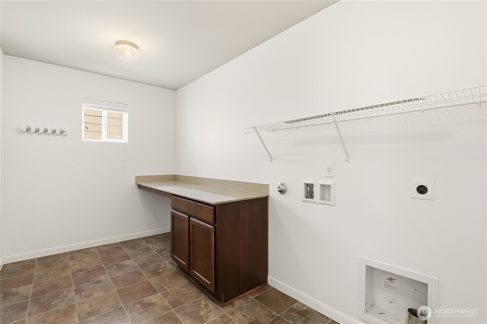 1880 Claret Loop Property Photo 31