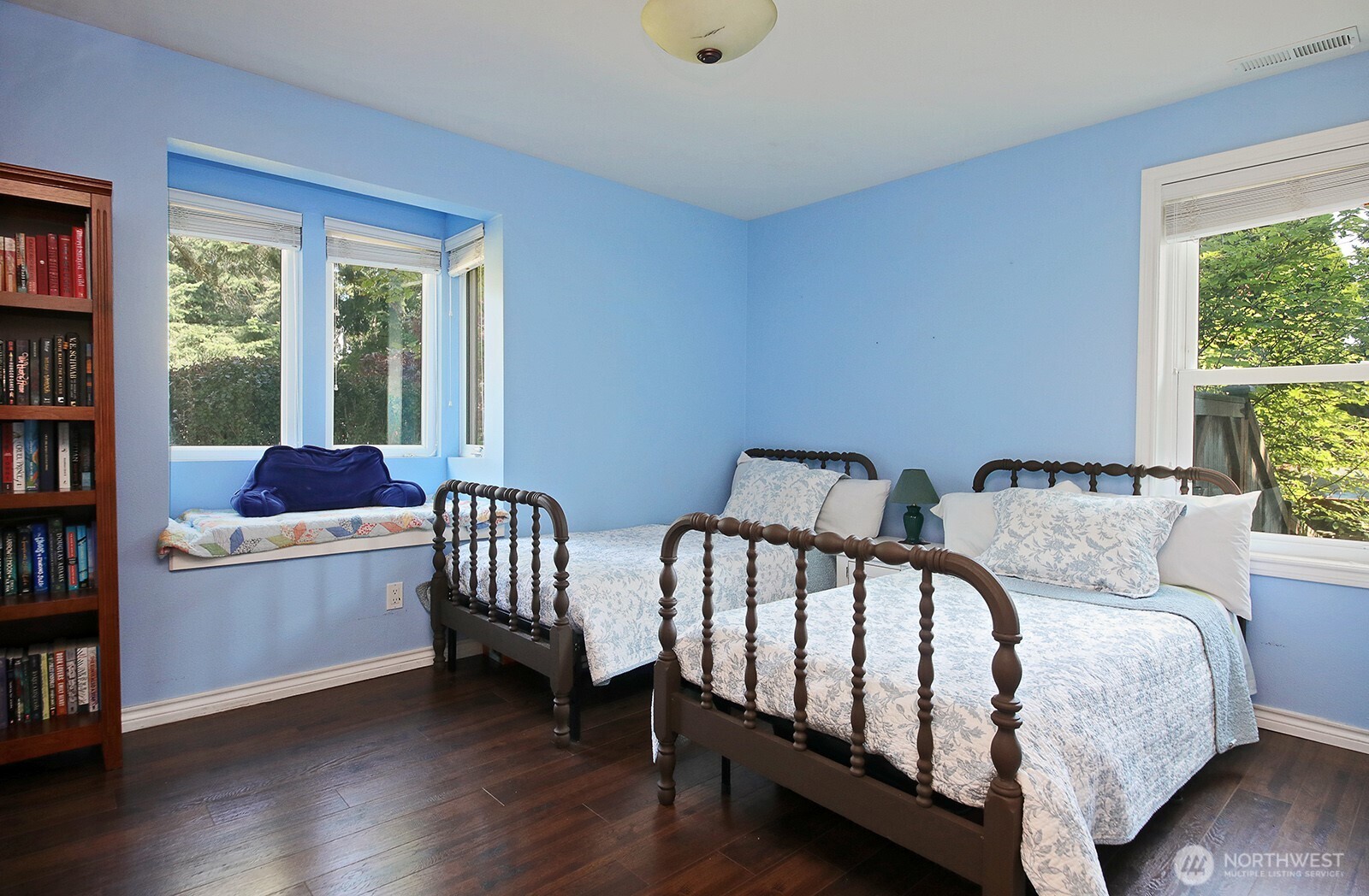 2130 Fairway Lane Property Photo 9