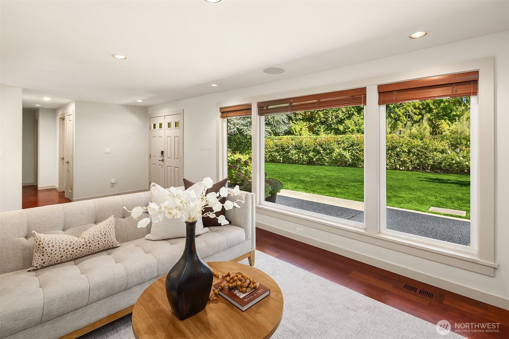 3001 Hunts Point Road Property Photo 10