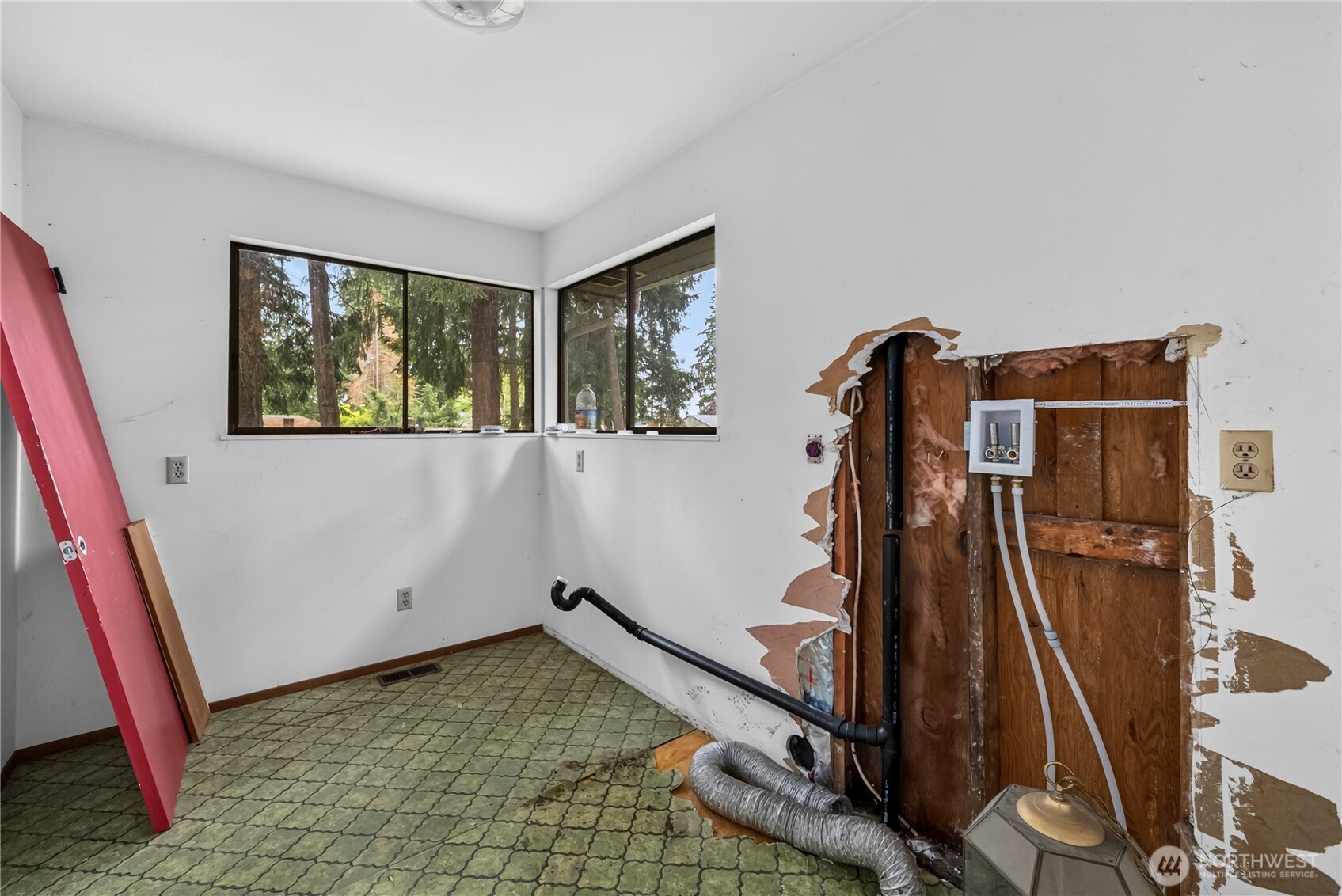 16030 33rd Avenue Property Photo 14