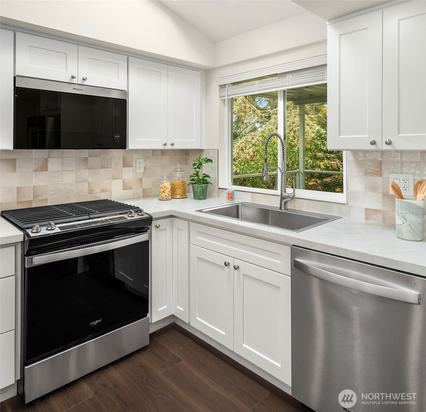 28407 22nd Avenue Property Photo 10