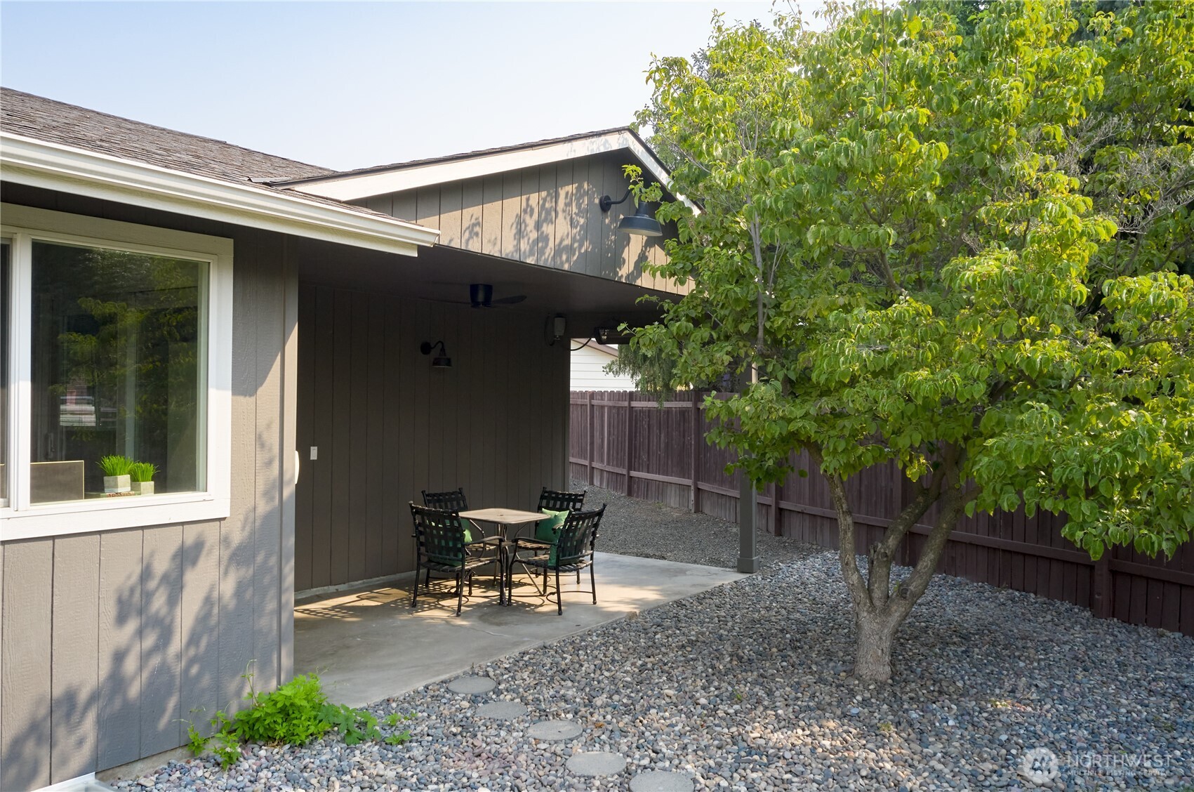 1266 Se Independence Drive Property Photo 32