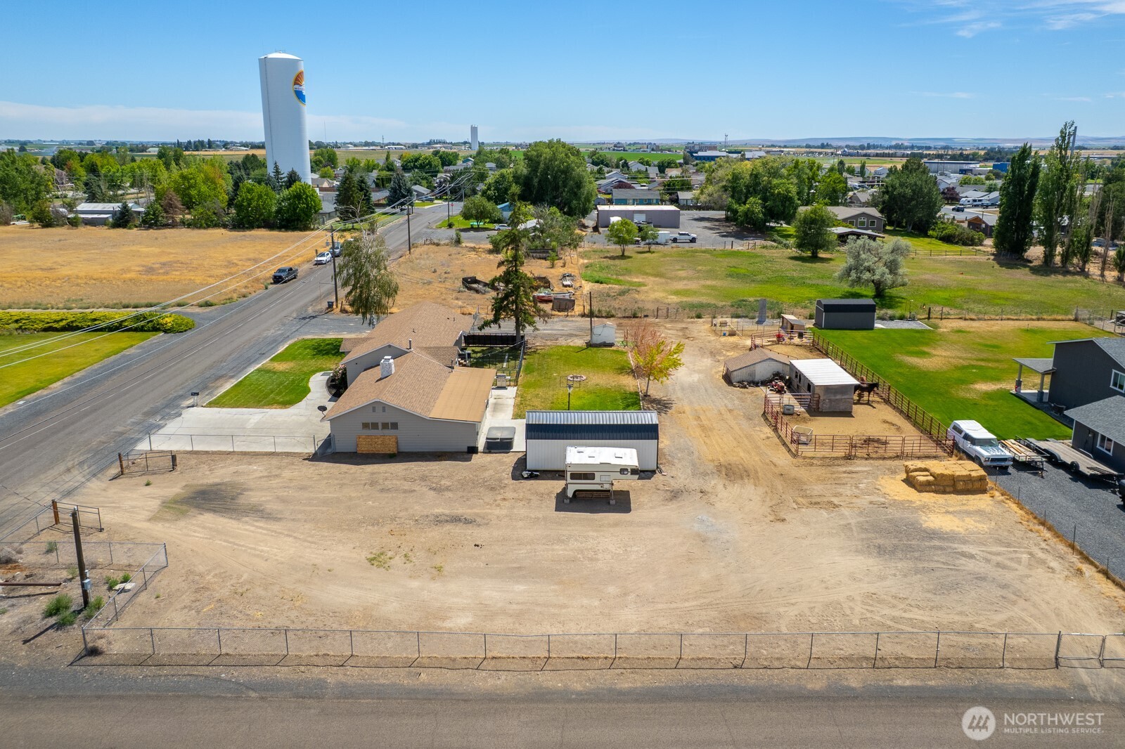 2096 Hamilton Road Property Photo 10
