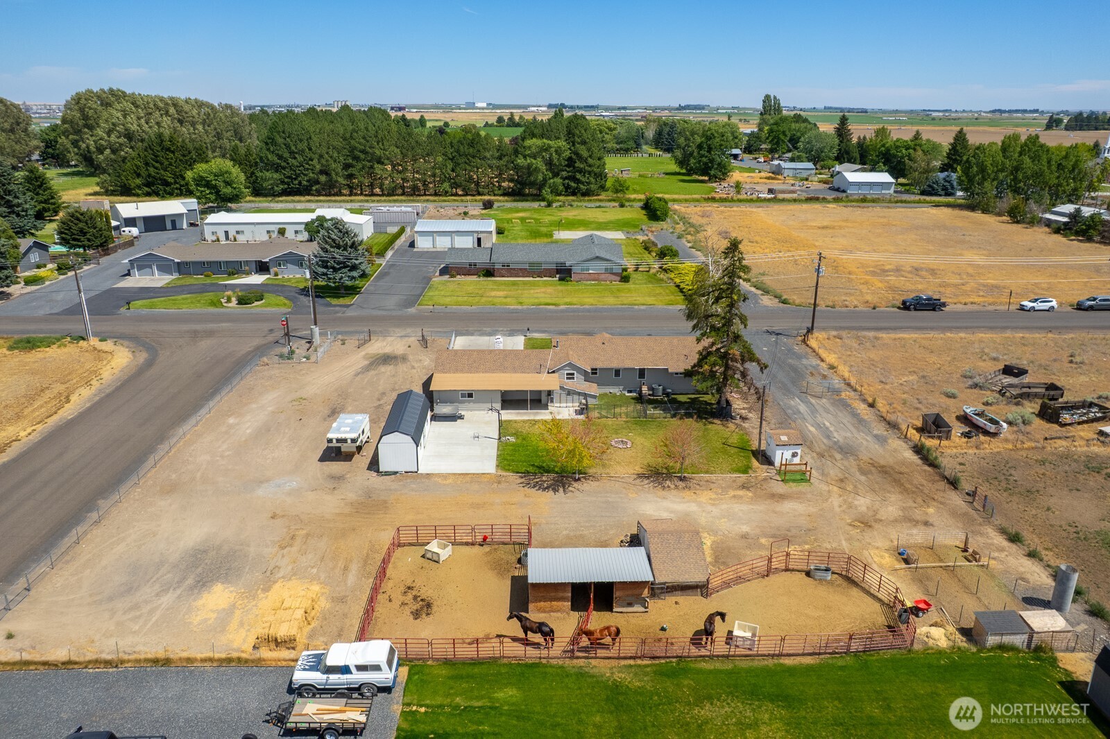 2096 Hamilton Road Property Photo 16