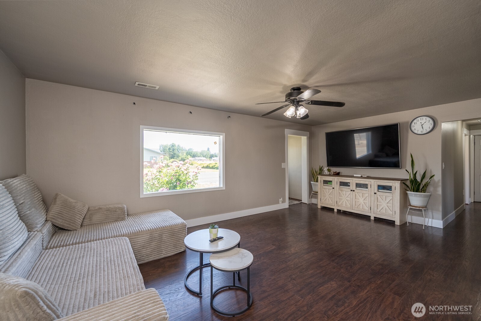 2096 Hamilton Road Property Photo 18