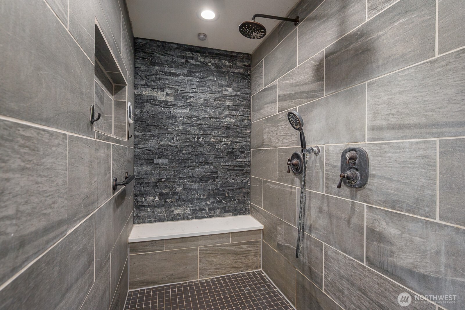2096 Hamilton Road Property Photo 24