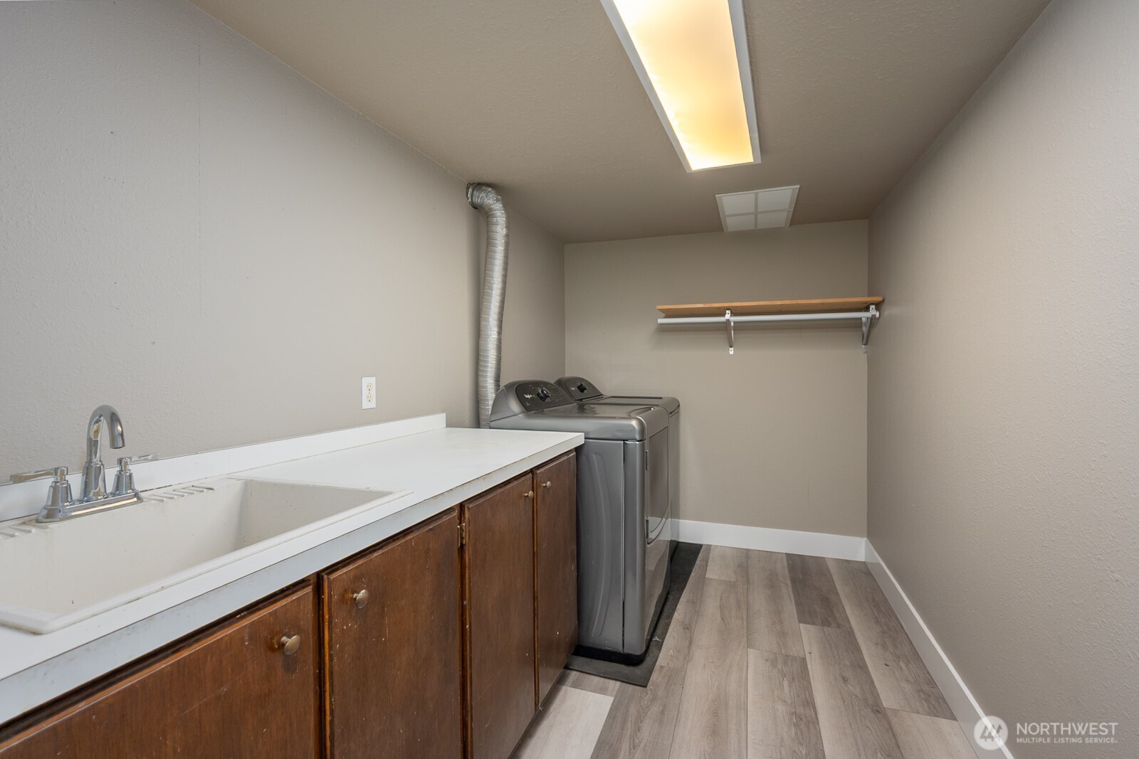 2096 Hamilton Road Property Photo 38