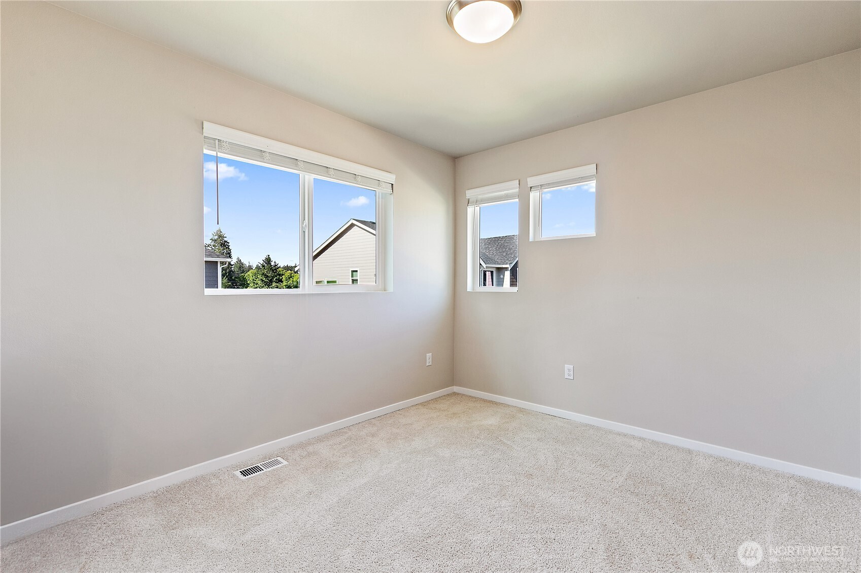 18302 34th Avenue Ct Property Photo 16