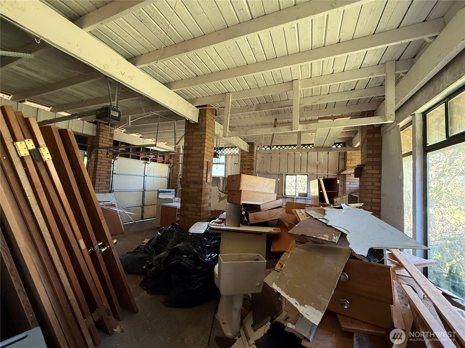3303 Galvin Road Property Photo 8