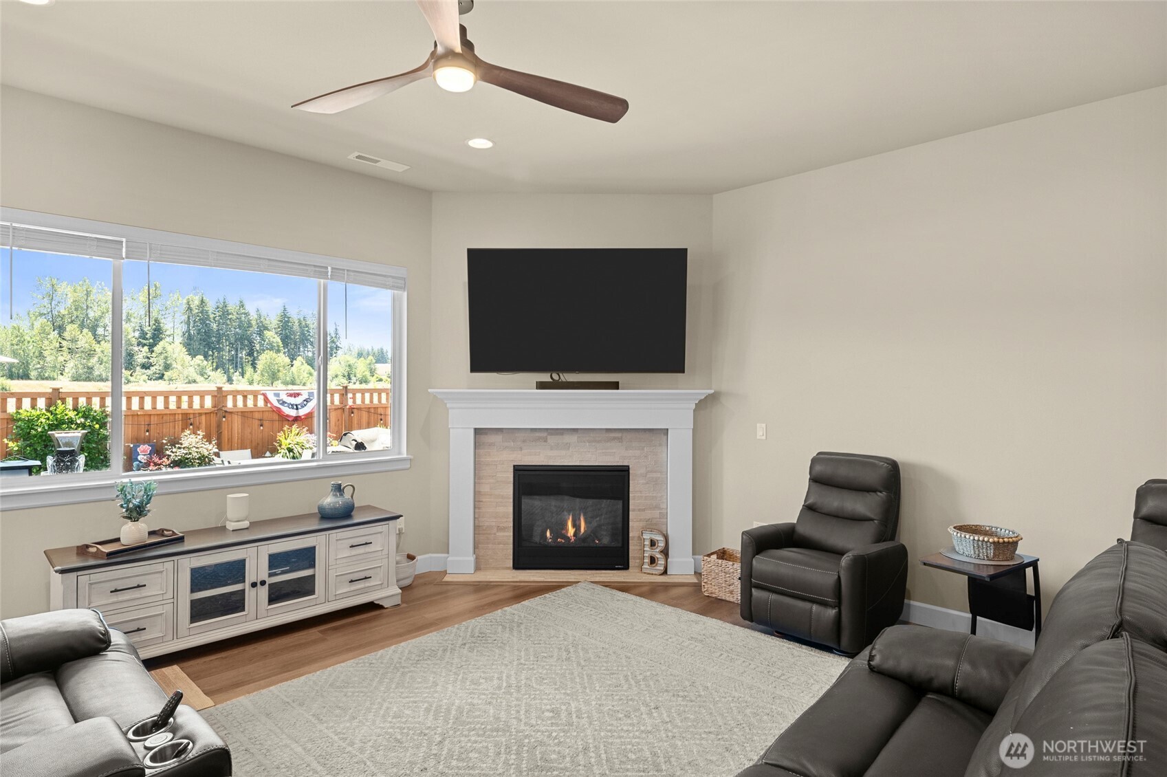 20710 156th Street Property Photo 9