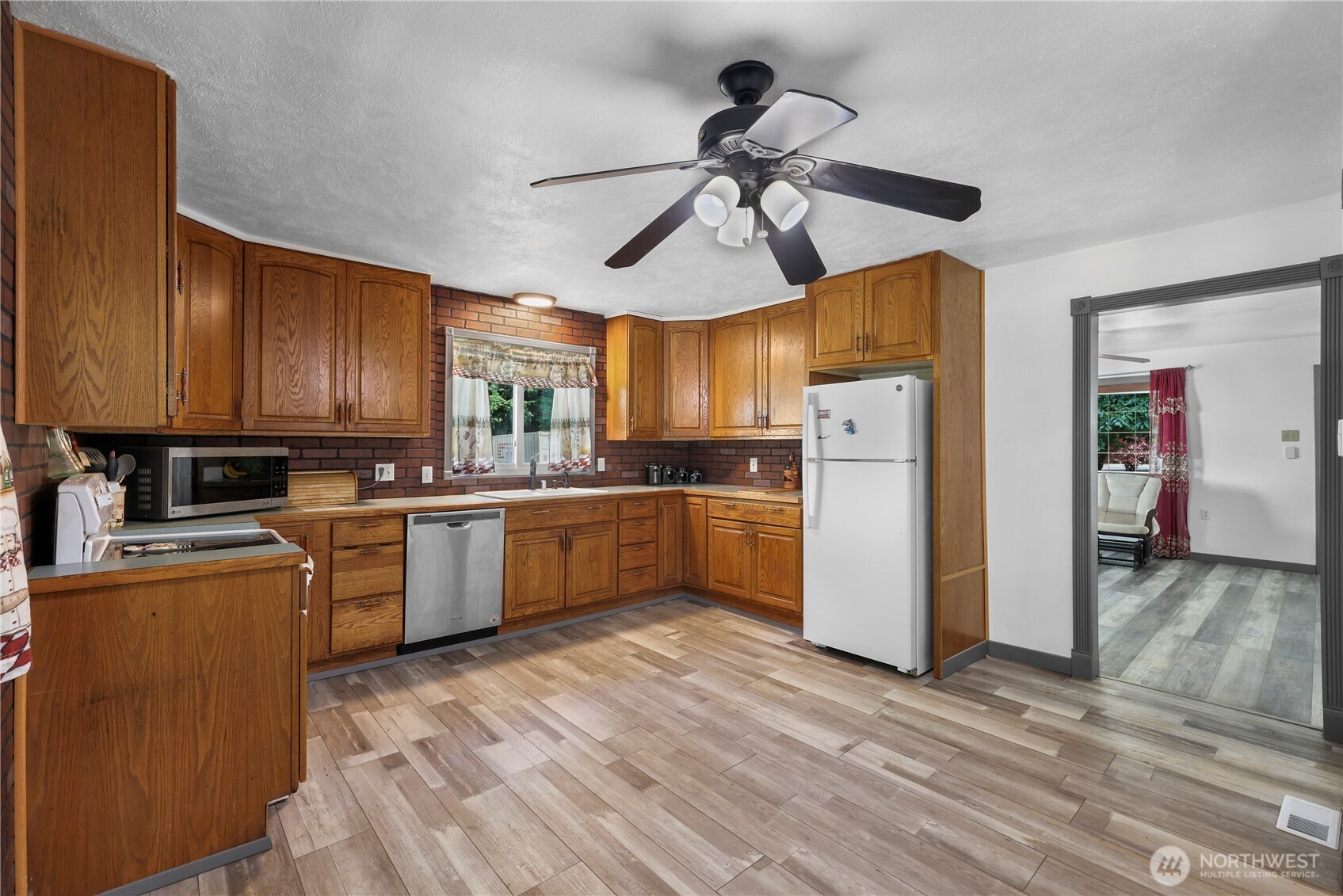 2440 Birch Bay Lynden Road Property Photo 12