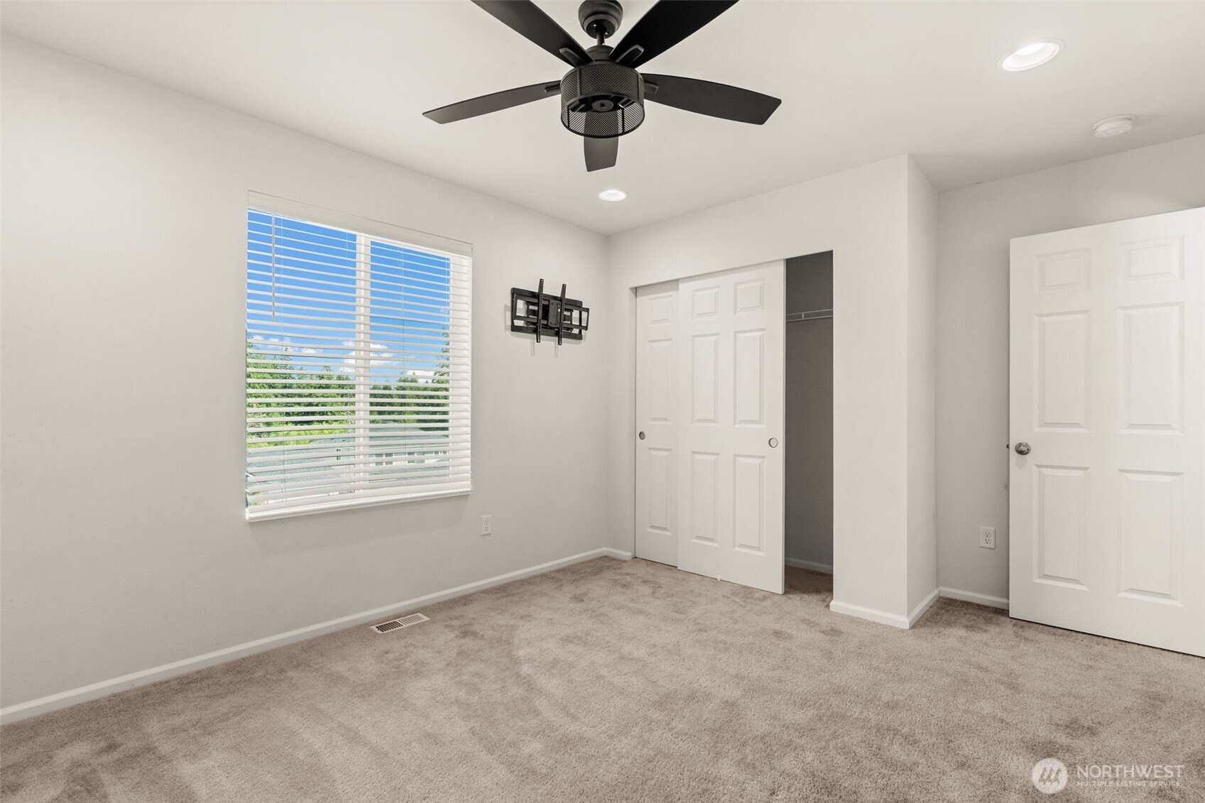 6571 Skipper Lane Property Photo 26