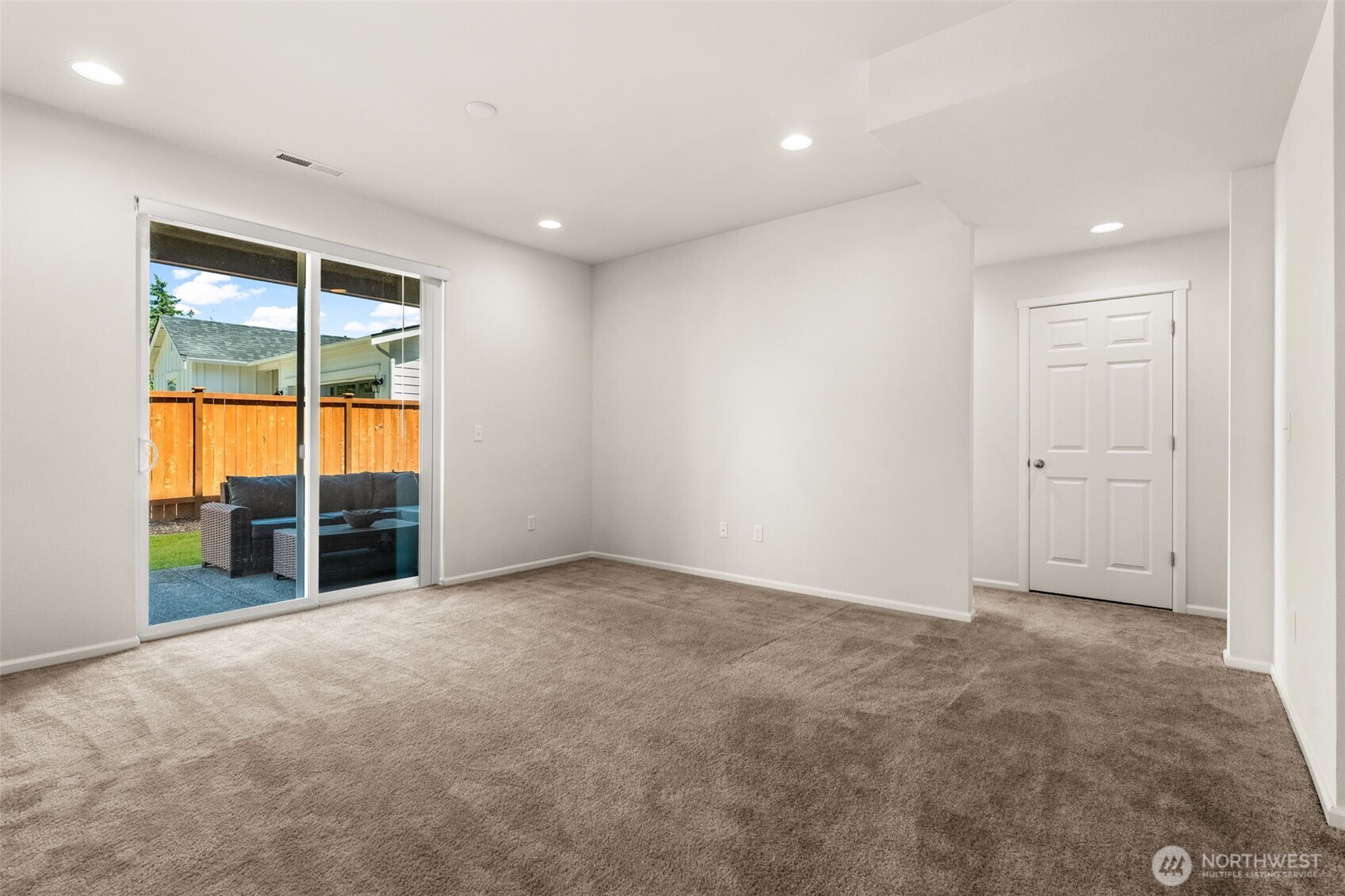 6571 Skipper Lane Property Photo 34
