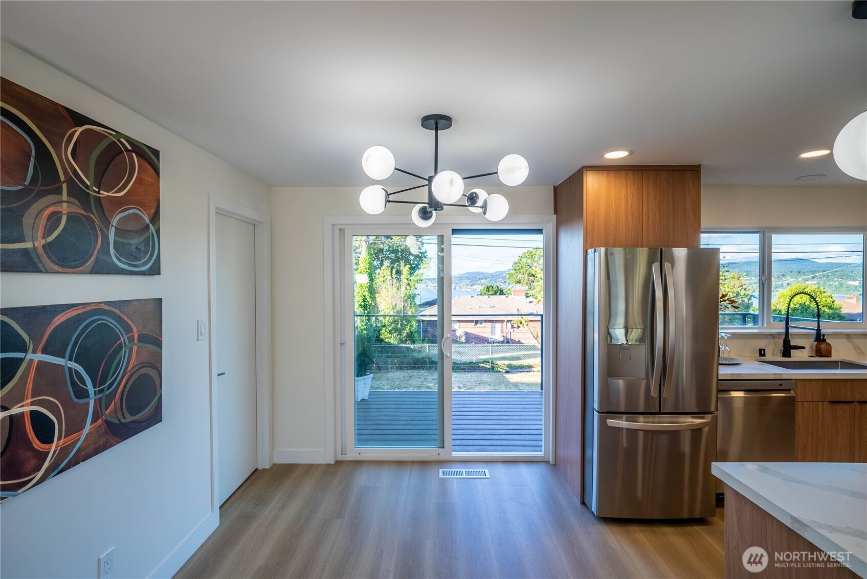 7716 S Mission Drive Property Photo 12